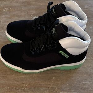 Timberland CNSTNT DVLPMNT Waterproof Field Boots in Size 8.5 NWT